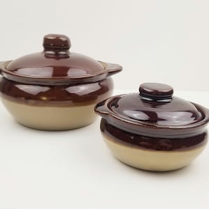 Monmouth Pottery Crocks -Set of 2- Vintage 1950s Monmouth Pottery Bowls with Leaf Stamp - Monmouth Stoneware Bowl & Lid Bean Soup Crock Set.