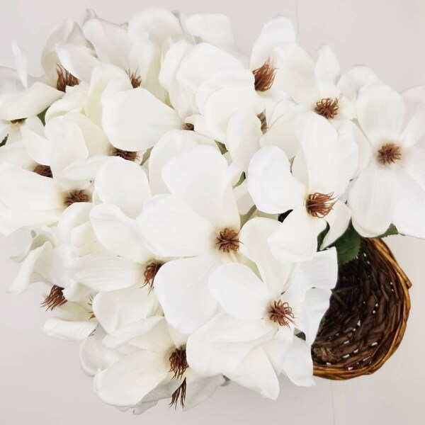 Artificial magnolia flowers - 11 stems. Faux white magnolia floral picks. White magnolia home decor. DIY wedding floral arrangements.