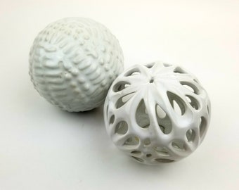 Decorative Orbs- 4in - Set of 2-VTG Beige/White Orbs with Textured Finish- Ceramic 3D Balls Bowl Basket Fillers- Farmhouse Hkme Accents.