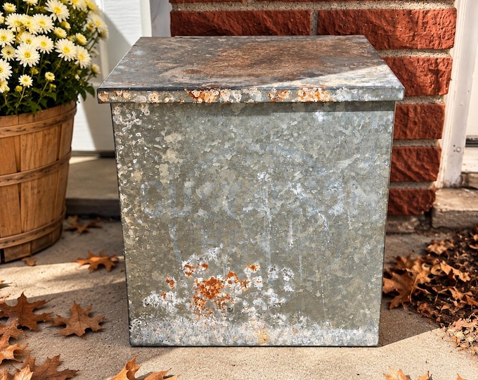 Rustic Galvanized Metal Milk Box – Vintage Farmhouse Storage Bin, Weathered Porch Decor, Industrial Metal Container, Primitive