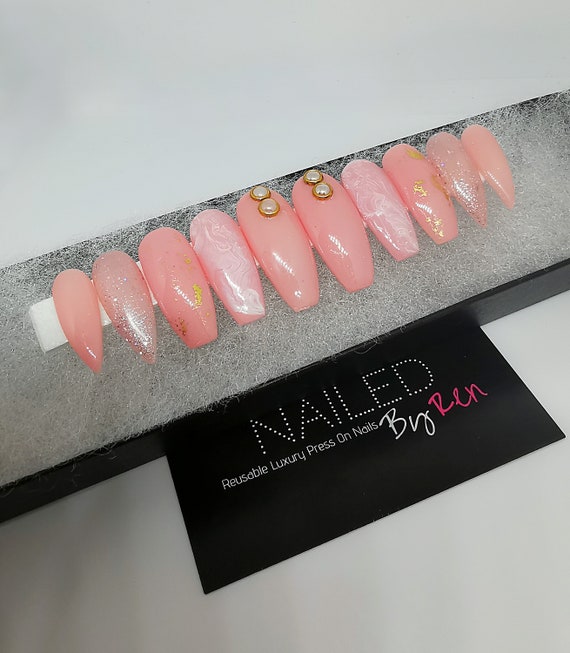 Buy RENEE Stick On Nails, 24 Reusable Artificial Fake Nail Set |  Lightweight, Long-lasting, Easy To Use, Apply & Remove | Quick Fix For  Festivals & Special Occasions, BN 05 Online at