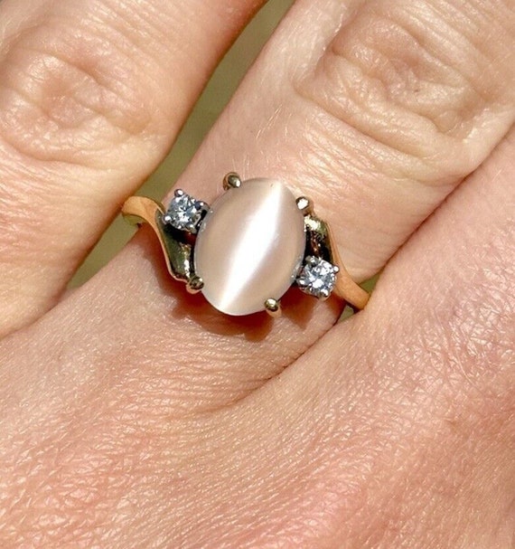 Vintage 14k Solid Yellow Gold Moonstone And Diamon