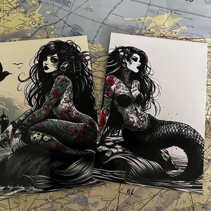 Lot de cartes postales de sirènes tatouées