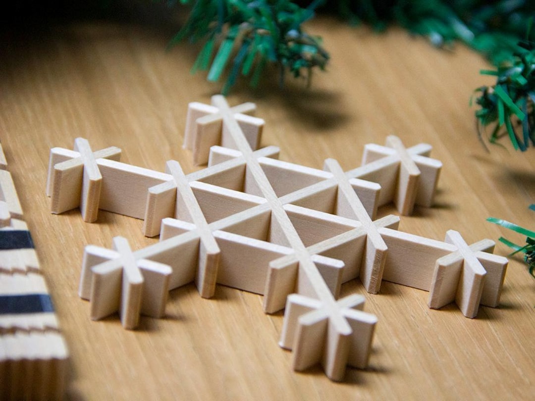 Christmas Snowflake Kumiko Kit: Japanese Art Coaster Craft