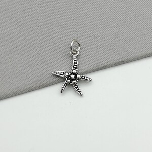 Starfish Pendant - Silver Star Fish - Delicate Necklace - Gift Ideas - Silver Jewelry - Marine Charm - Minimalistic Style - PD137