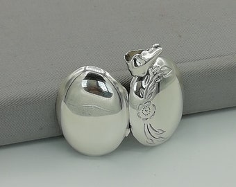 Silver Locket - Neck Locket Charm - Photo Pendant - Gift For A Loved One - Opening Neck Pendant - Necklace Charm - Oval locket -  PD244