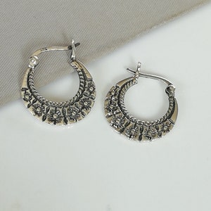 Sterling silver Indian hoops - Silver ear hoops - Bohemian ear hoops - Ethnic hoops - Gift Earrings - 925 silver earrings - NE52