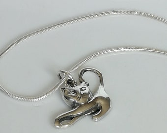 Sterling silver cute cat charm - Kitten pendant - Bohemian charm - Cat lovers gift item - Cat bracelet - Silver cat necklace - PD743