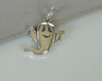 Tiny silver ghost pendant - Ghost necklace - Friendly ghost charm - Sterling silver pendant - Bohemian 925 silver - Gift pendant  - PD627