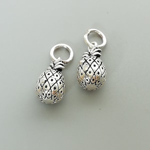 Silver pineapple charm - Pineapple necklace - Pineapple pendant - Bohemian 925 silver charm - Multifunctional charm - PD559