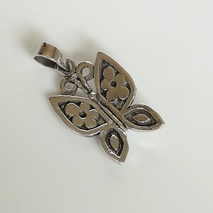 Butterfly pendant - Sterling silver butterfly charm - Butterfly necklace - Boho pendant - Silver neck charm - Jewelry supplies - PD668
