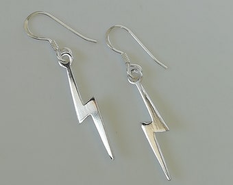 Blixthängande örhängen i sterlingsilver - Minimalistiska örhängen - Hängande örhängen - Fina örhängen - Vackra presentörhängen - E550