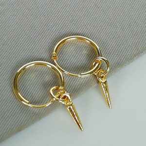 Argolas com pingente de ponta de ouro - argolas banhadas a ouro - argolas minimalistas - argolas de 12 mm - argolas de cartilagem - argola de prata esterlina - argola pequena - E398