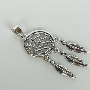 Silver dreamcatcher pendant - Sterling silver charm -  Silver necklace charm - Good luck jewelry - Wanderlust charm - Minimalist - PD430