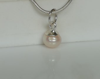 Pearl bead charm - Sterling silver pearl pendant - Minimalist jewelry - Multi uses charm - Pearl gift necklace - Jewelry supplies - PD532