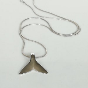 Walvisstaart zilveren hanger -Sterling zilveren walvisstaart charme - Eigenzinnige hanger - Unisex zilveren bedel - PD64