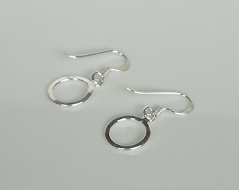 Minimalist Earrings - Circle Of Life - Round Dangle Earrings - Silver Earrings - Wanderlust Earrings -  Simple Earrings - E362