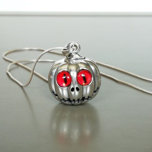 Halloween Pumpkin Necklace, Sterling Silver Pumpkin Pendant, Pumpkin Pendant, Scary Pumpkin Necklace, Halloween Gift Jewelry PD820