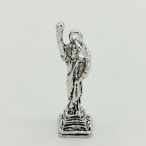 Statue Of Liberty - New York Souvenir - Liberty Charm - Silver Statue - I love New York Gift - Big Apple Charm - Boho Pendant - PD238