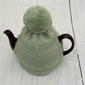 Theepot met pompon in vintage stijl gezellig, 4-6 kopjes, afternoon tea, retro cadeaus voor thuis