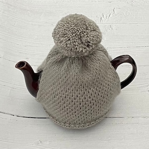 Grey hand knitted pom pom teapot cosy, 4-6 cup, afternoon tea, retro gift, Mother’s Day gift