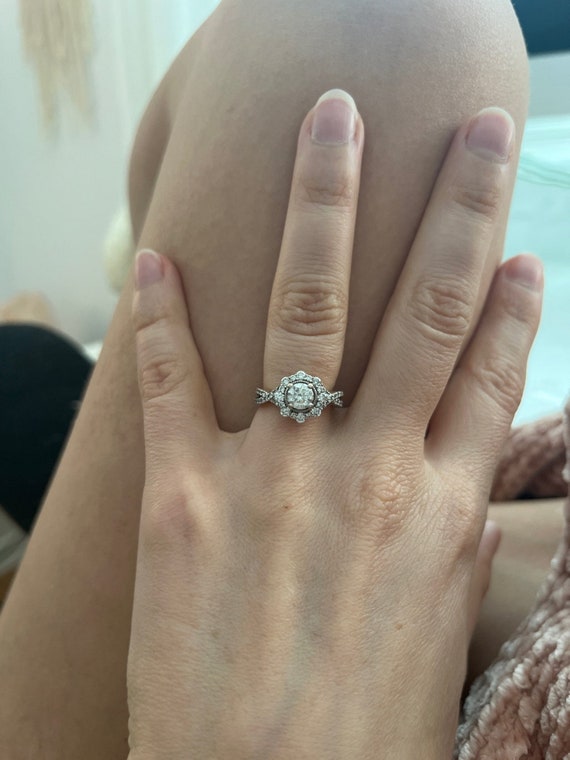 Truly By Zac Posen Engagement Rings for Sale in Island Lake, IL - OfferUp