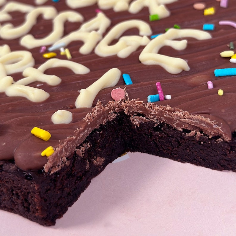 Personalised brownie slab / happy birthday brownie / postal brownies / letterbox brownies / personalised gift / sweet treat / chocolate image 2