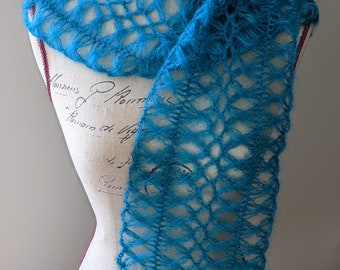 "Cloudy" mohair and silk scarf pattern, fork lace, model, diy