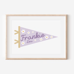 Bandera con nombre de margarita personalizada, impresión digital, letrero con nombre para guardería, arte de pared retro con margaritas, impresión con nombre para guardería para niñas, decoración de guardería con margaritas