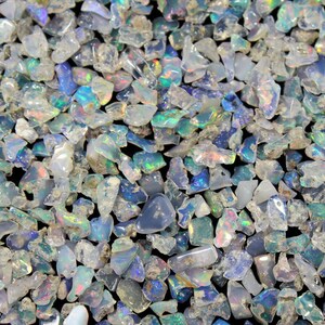 Lot brut d'opale d'Éthiopie AAA polie (3-5 mm)