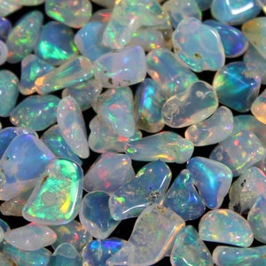 100 pierres précieuses brutes polonaises opale d'Éthiopie AAA (3-4 mm)