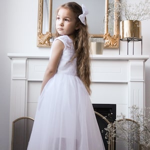 White flower girl dress, tulle flower girl dress, toddler flower girl dress, flower girl dress white lace