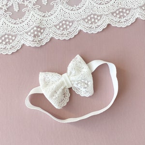 Baby headband, lace baby girl headband, baptism favors, baby girl gift 画像 1