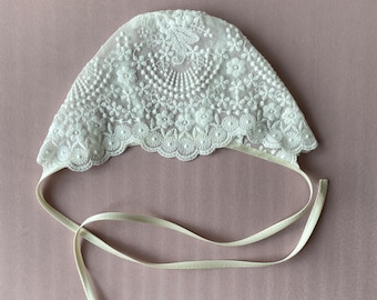 Baptism hat, baptism bonnet, christening bonnet, lace bonnet