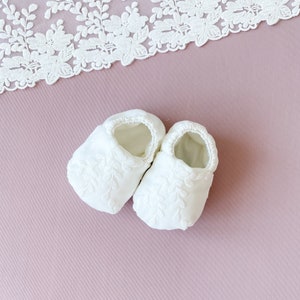 Baby shoes, baby girl baptism shoes, baptism booties, ivory baptism booties, baby girl baptism gift, baby shower gifts