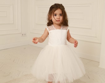 Flower girl dresses, tulle flower girl dress, toddler flower girl dress, lace flower girl dress, flower girl dress tutu, baby flower girl