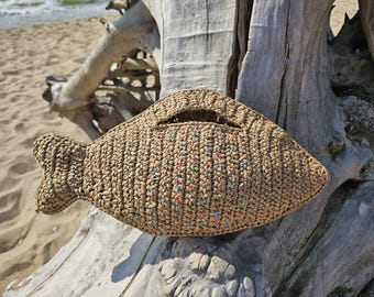 Crochet Fish Bag with Beads, Raffia Fish Clutch Bag, Handmade Beaded Summer Purse, Quirky Fish Shaped Beach Tote, Unique Nautical Gift