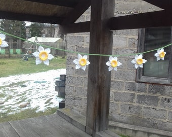 Daffodil garland Crochet daffodils Flower garland Spring flowers Daffodil bunting