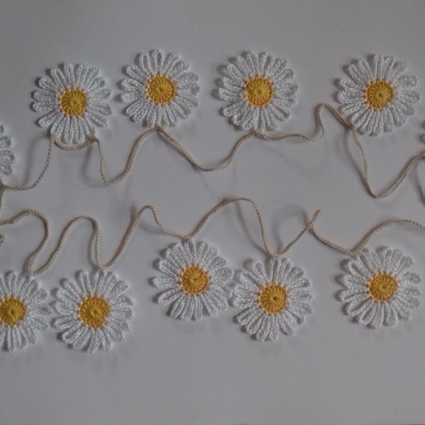 Daisy garland Flower bunting Crochet daisy garland Flower garland