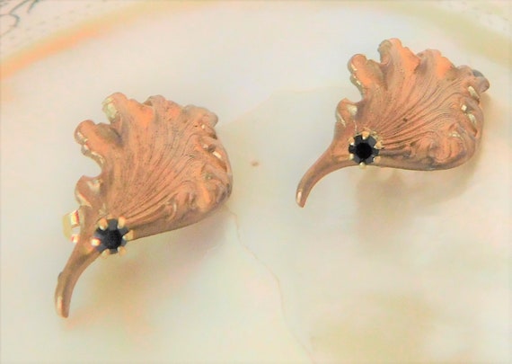 Vintage Gold Leaf Ruffled Edged Earrings, Studs, … - image 8