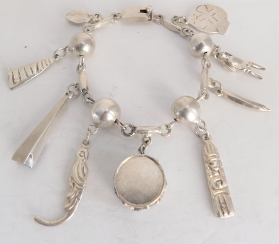 925 Sterling Silver Mexican Vintage Charm Bracelet With Nine 