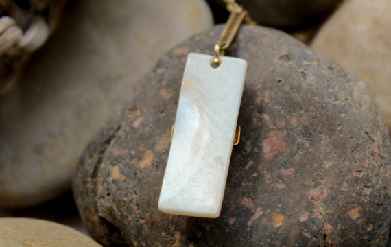 Mother-of-Pearl Rectangular Necklace, Peridot Cry… - image 8