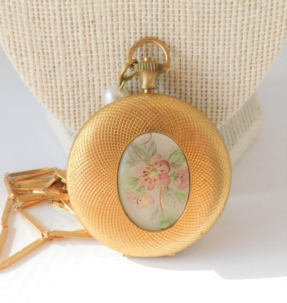 Spring Pocket Watch Locket Vintage Necklace, Patte