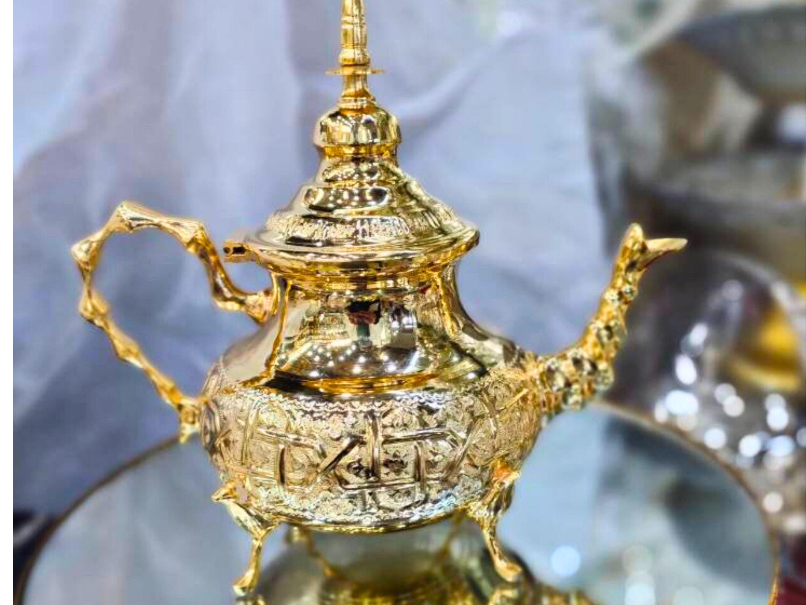DEMMEX Handgemaakte prachtige Turkse Marokkaanse Arabische decoratieve gouden theepot kruik pot ketel met kristallen steentjes, 20 kg, 8x7 inch