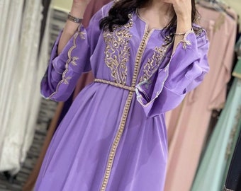 Caftano ricamato viola marocchino , Kaftan marocchino, Abaya , Abito Dubai