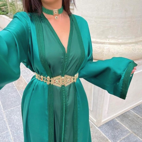 Emerald Green Moroccan Kaftan with Gold Belt, Henna Party Outfit, Luxury Abaya Gown, Eid Wedding Maxi for Special Occasions Emerald Green Moroccan Kaftan with Gold Belt, Henna Party Outfit, Luxury Abaya Gown, Eid Wedding Maxi for Special Occasions