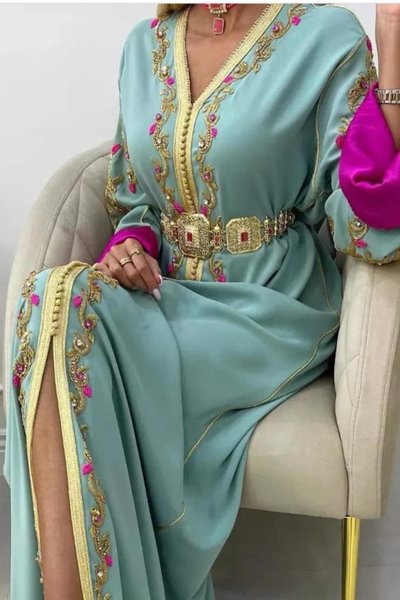 green emerald velvet dress 3XL Tropical Bird Print Kaftan Dress main image 0