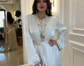 Elegant White Moroccan Caftan, Takchita Dress for Women, Nikkah Kaftan, Muslim Bridal Dress, White Abaya for Eid , Wedding And Party