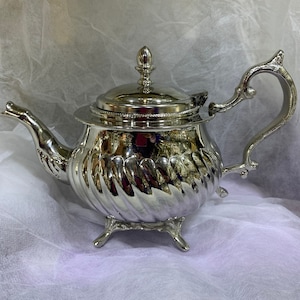 Moroccan Handmade Teapot  luxury design Large Size *NEW*