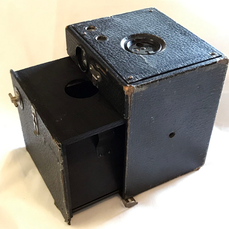 kewpie box camera